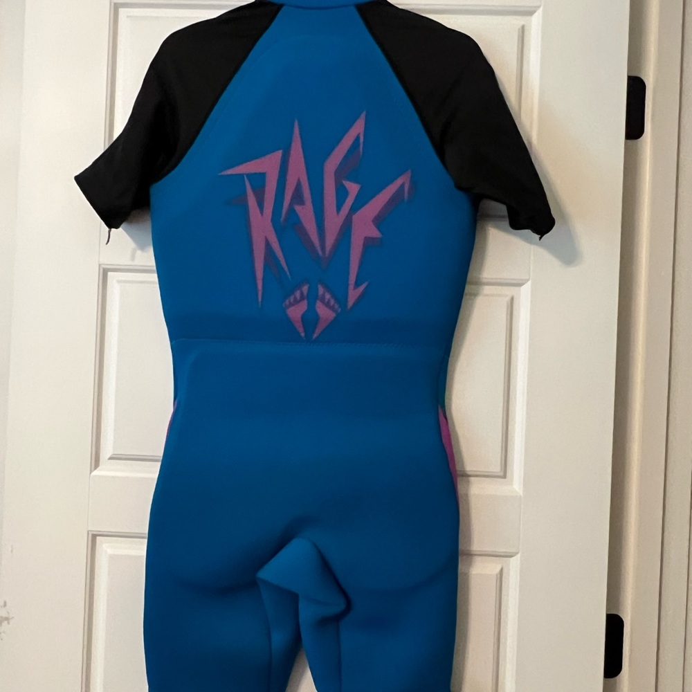 O'Neill Ladies Blue and Purple Rashguard - Picture 2 of 7
